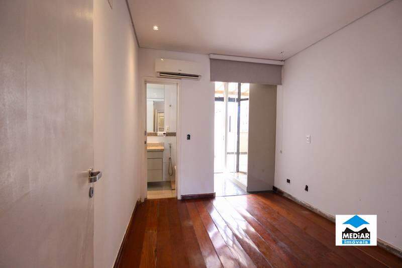 Apartamento à venda com 3 quartos, 119m² - Foto 20