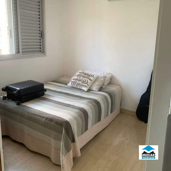 Apartamento à venda com 3 quartos, 87m² - Foto 10