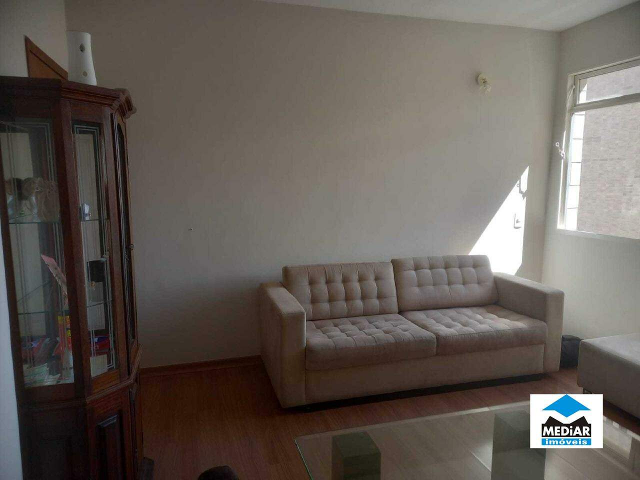 Apartamento à venda com 2 quartos, 67m² - Foto 3