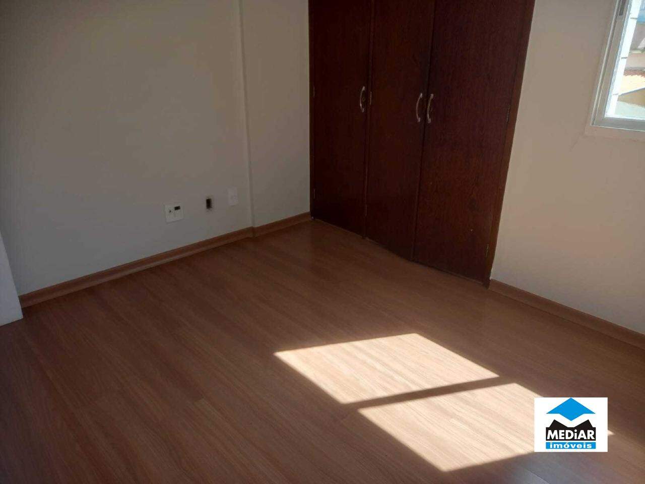 Apartamento à venda com 2 quartos, 67m² - Foto 15