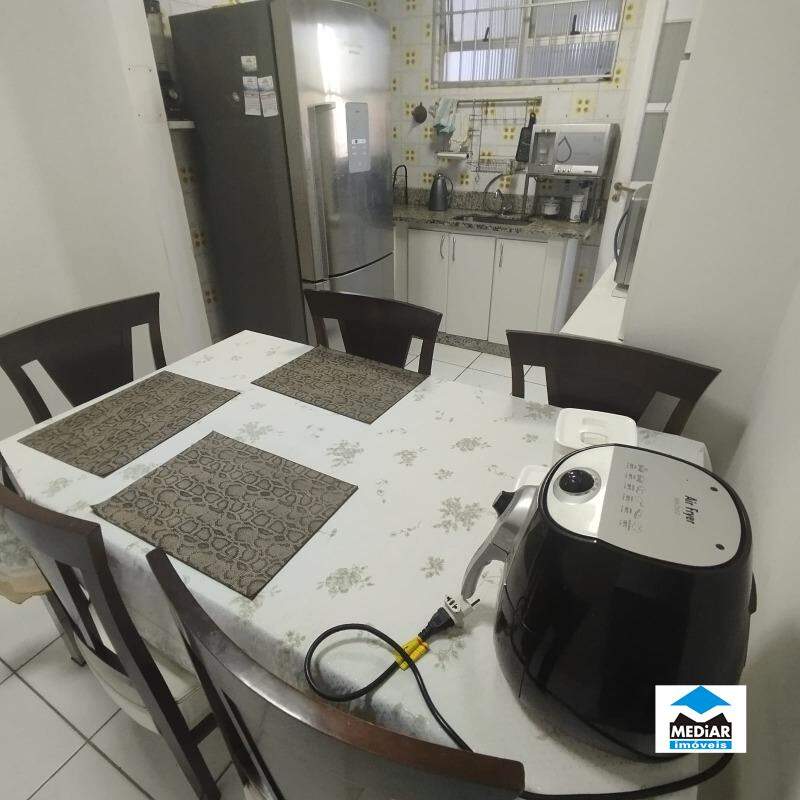 Apartamento à venda com 3 quartos, 95m² - Foto 14