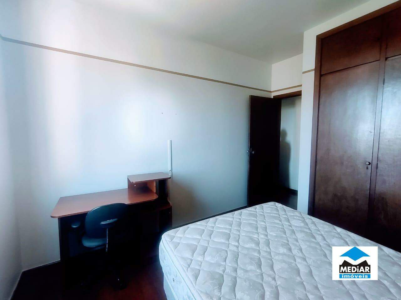 Apartamento para alugar com 3 quartos, 90m² - Foto 14