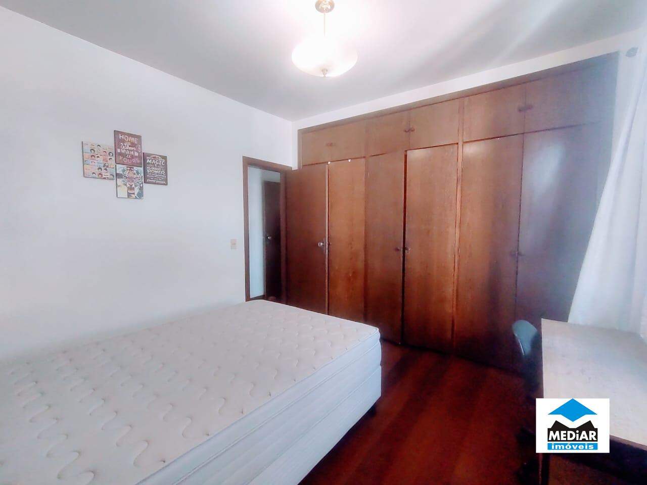 Apartamento para alugar com 3 quartos, 90m² - Foto 19