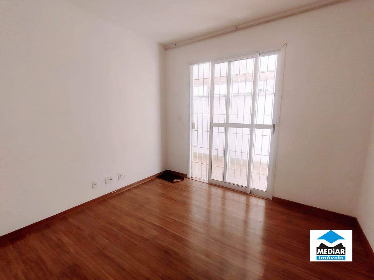 Apartamento para alugar com 3 quartos, 79m² - Foto 5