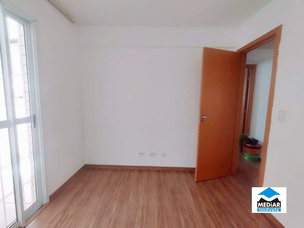 Apartamento para alugar com 3 quartos, 79m² - Foto 6