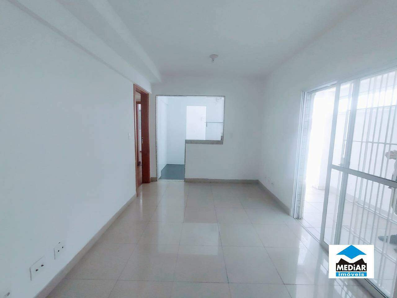 Apartamento para alugar com 3 quartos, 79m² - Foto 1