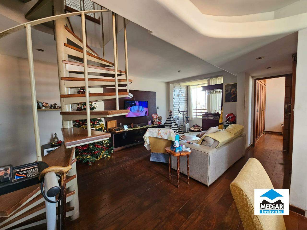 Cobertura à venda com 2 quartos, 154m² - Foto 2