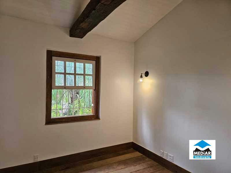 Casa à venda com 4 quartos, 391m² - Foto 17