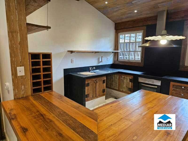 Casa à venda com 4 quartos, 391m² - Foto 23