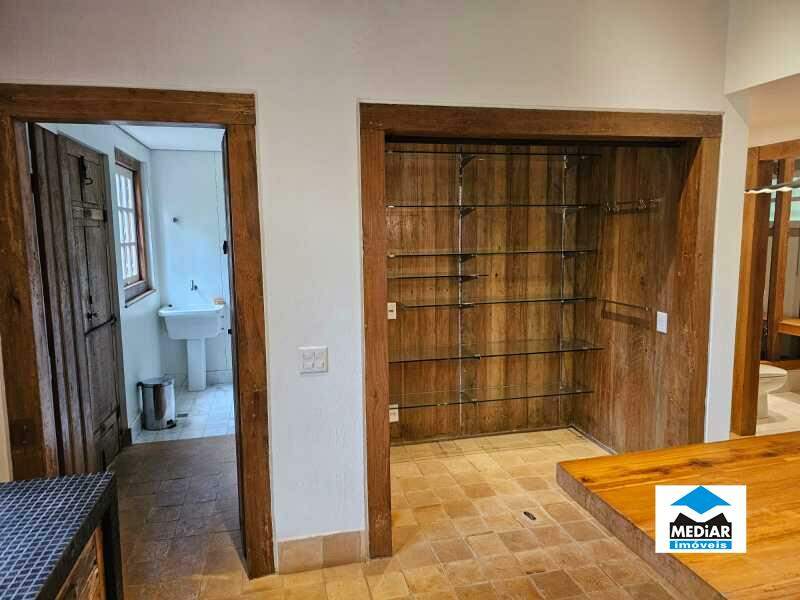 Casa à venda com 4 quartos, 391m² - Foto 25