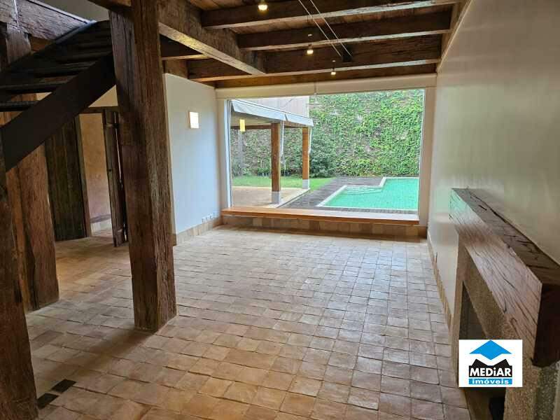 Casa à venda com 4 quartos, 391m² - Foto 7