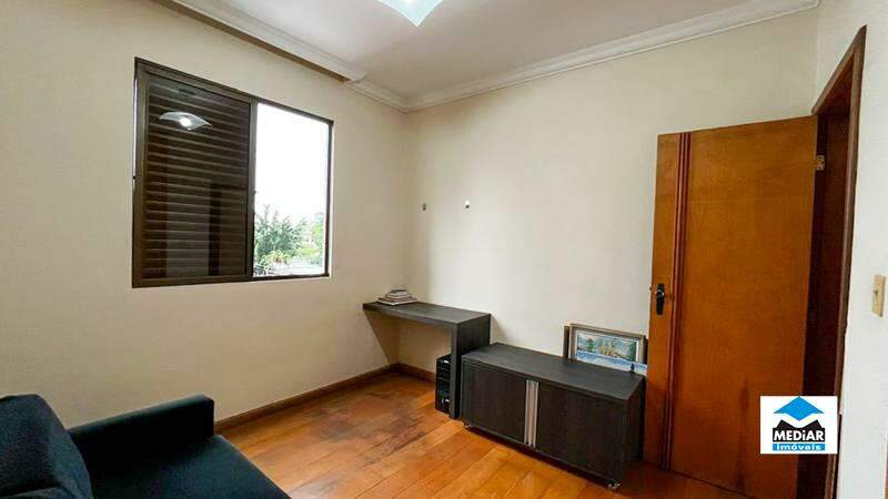 Prédio Inteiro à venda com 3 quartos, 76m² - Foto 14