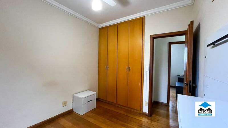 Prédio Inteiro à venda com 3 quartos, 76m² - Foto 15