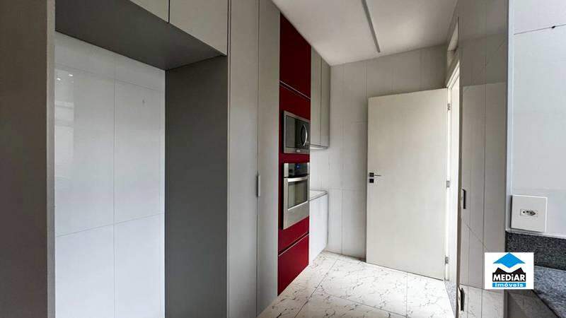 Apartamento à venda com 3 quartos, 170m² - Foto 9