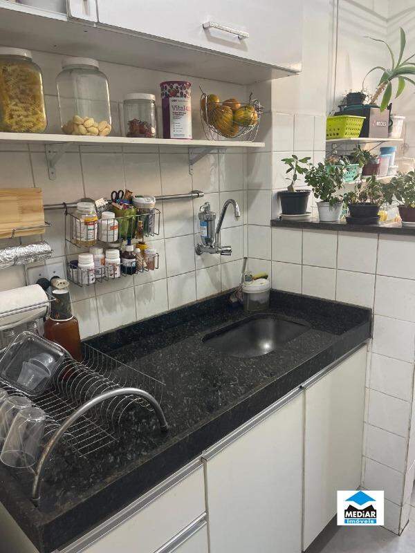 Apartamento à venda com 2 quartos, 55m² - Foto 15