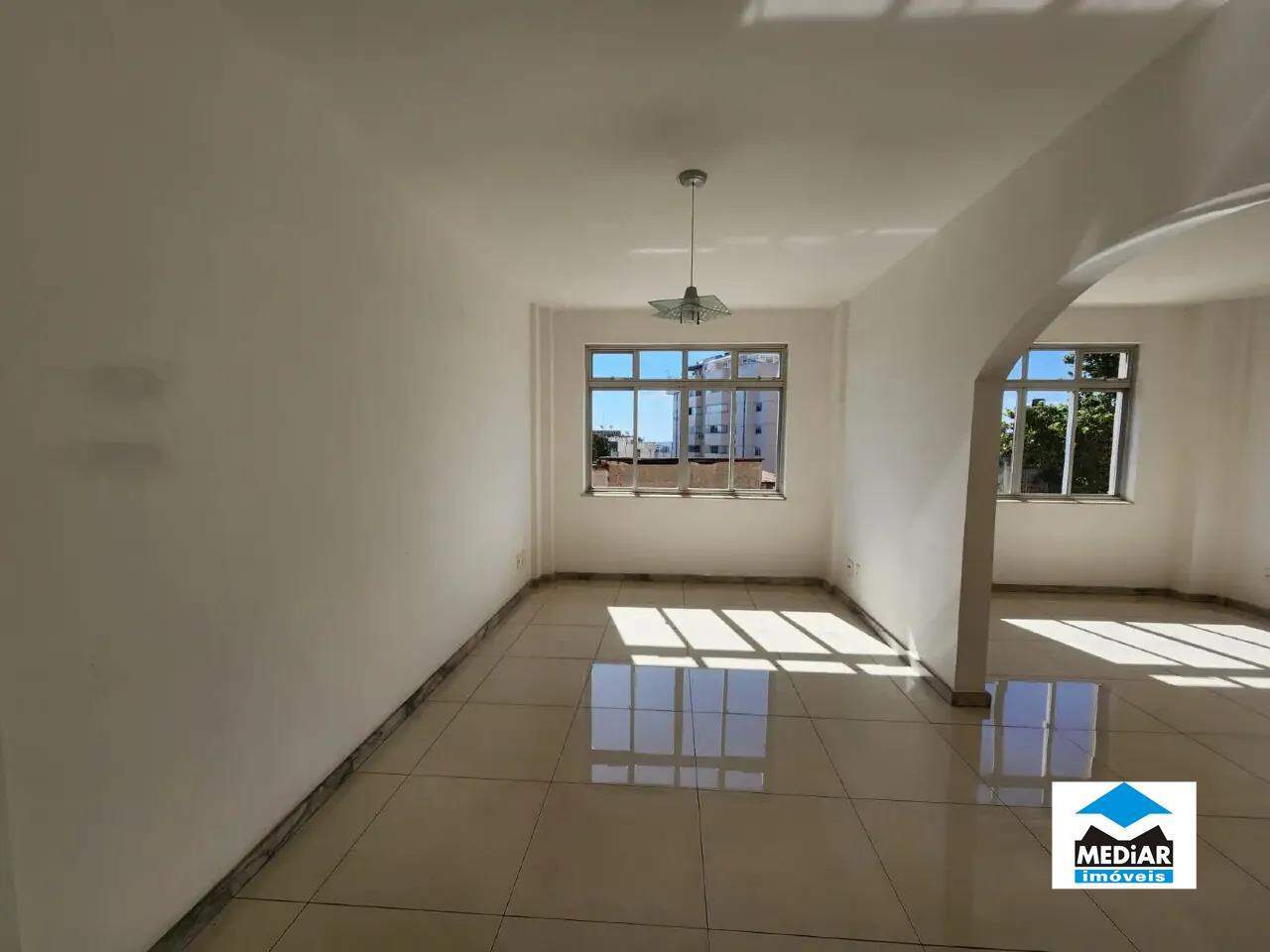 Apartamento à venda com 3 quartos, 62m² - Foto 1