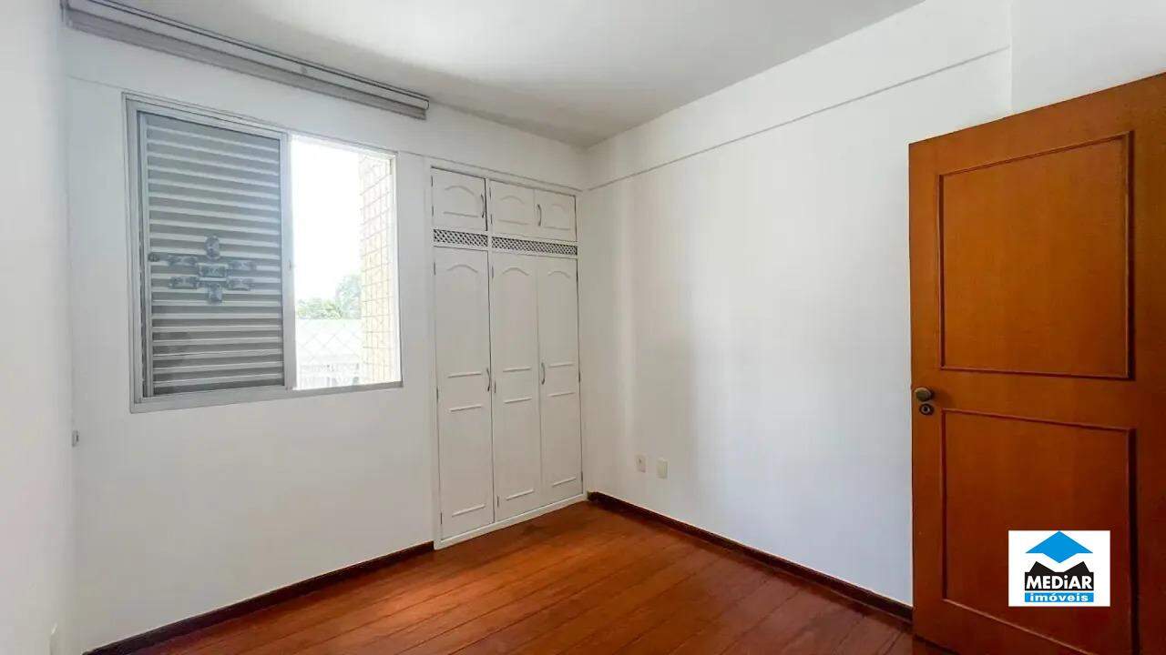 Apartamento à venda com 3 quartos, 93m² - Foto 9