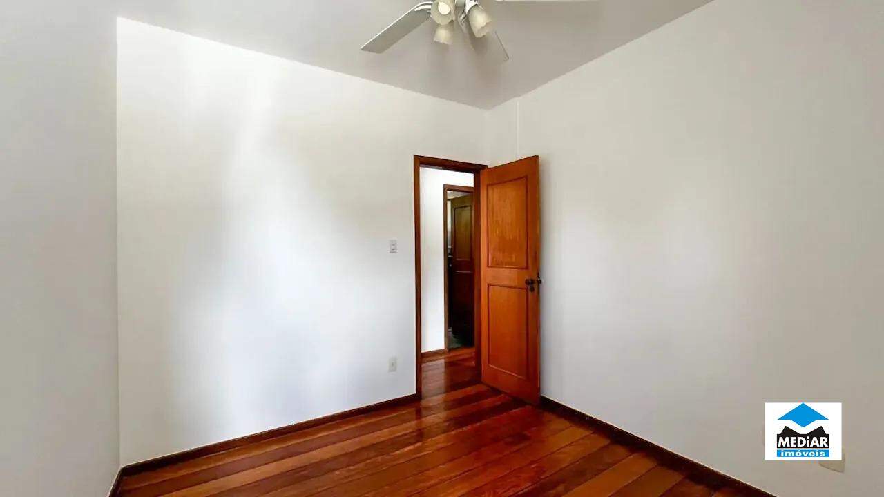 Apartamento à venda com 3 quartos, 93m² - Foto 1