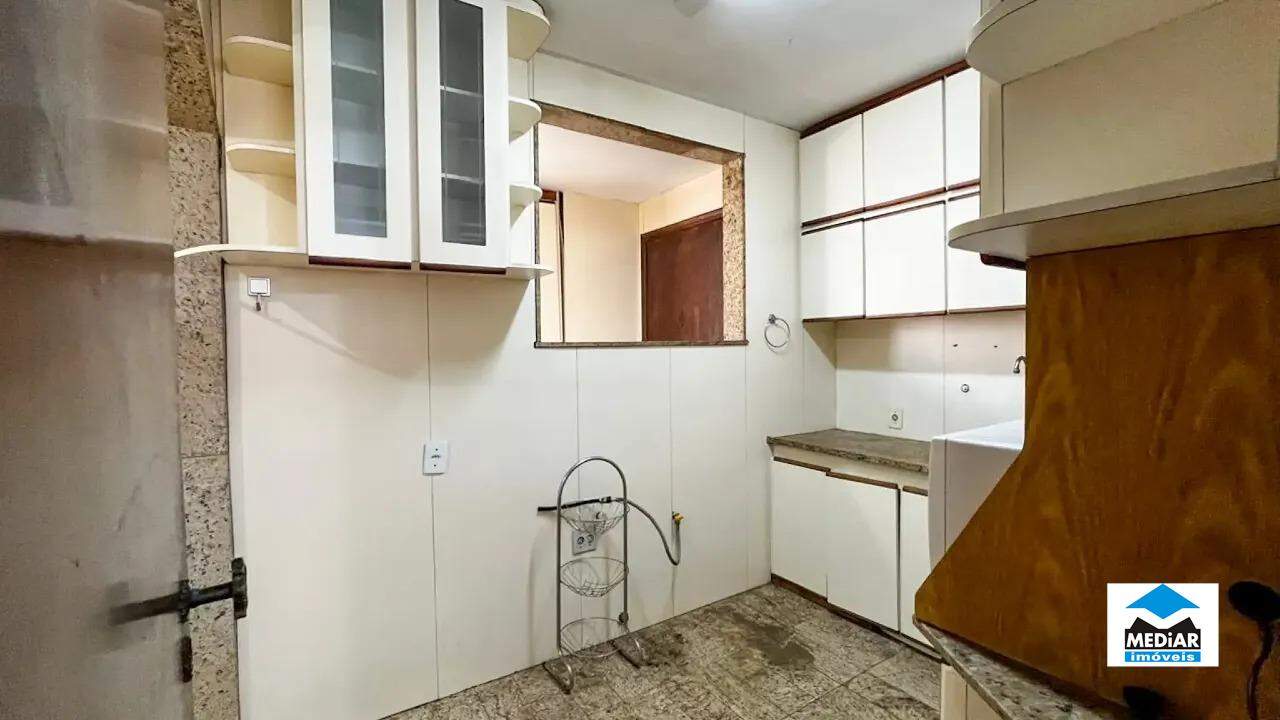 Apartamento à venda com 3 quartos, 115m² - Foto 19