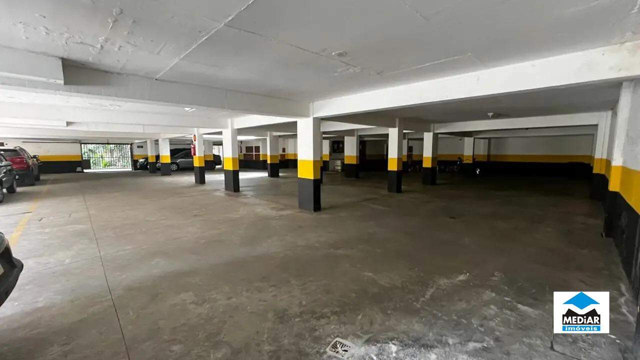 Apartamento à venda com 3 quartos, 115m² - Foto 24
