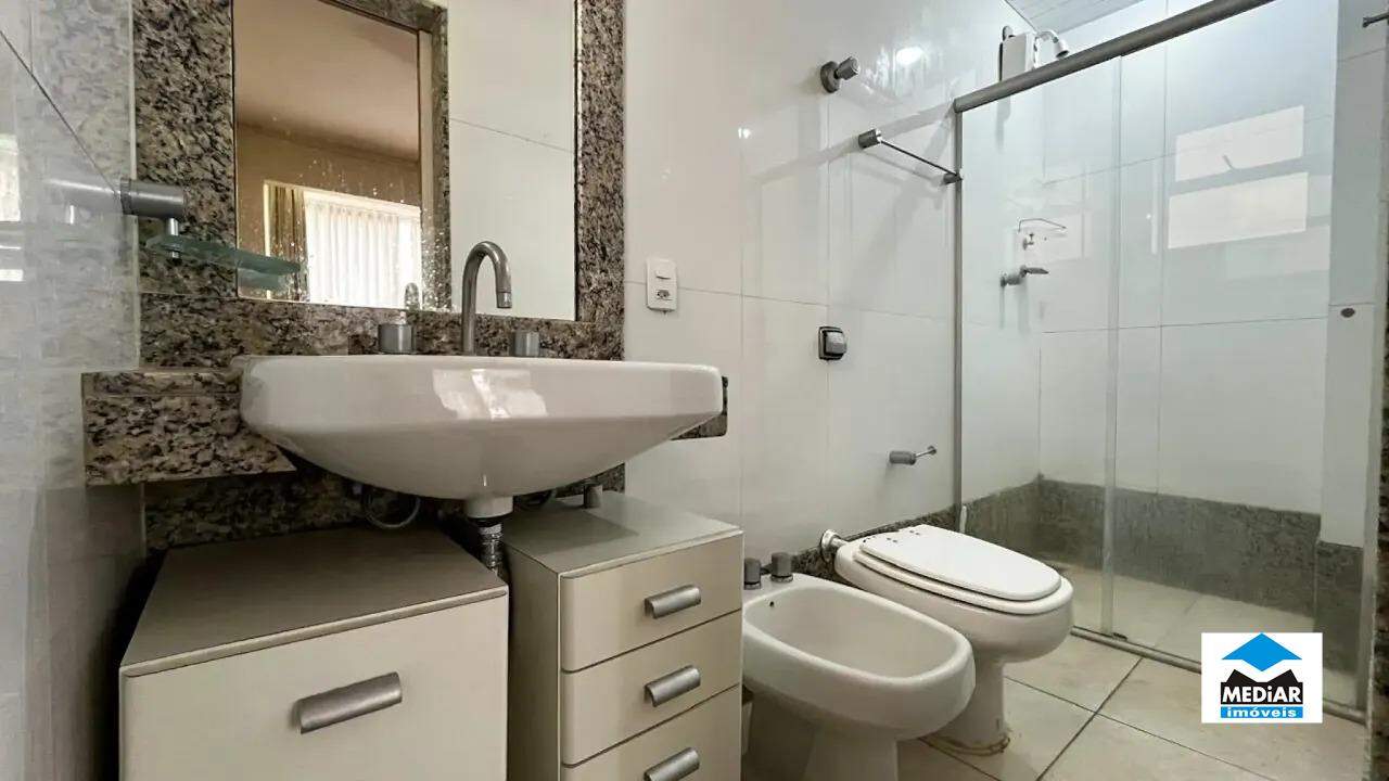 Apartamento à venda com 3 quartos, 115m² - Foto 11