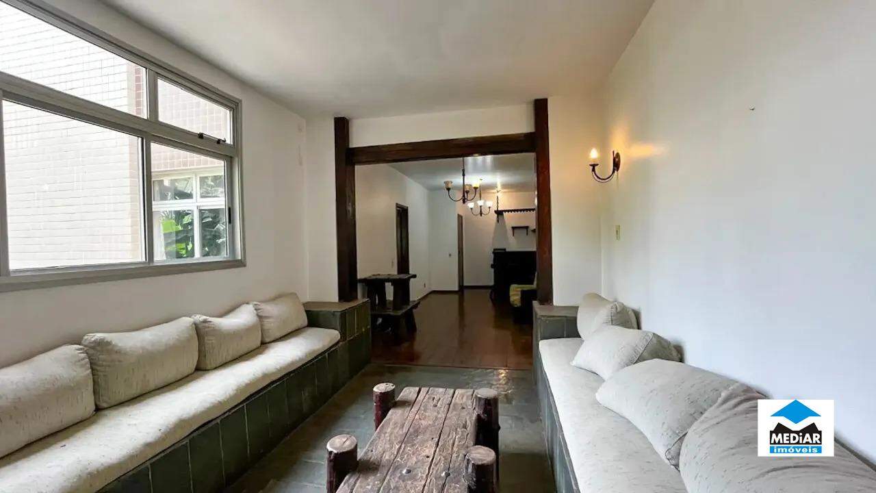 Apartamento à venda com 3 quartos, 115m² - Foto 2