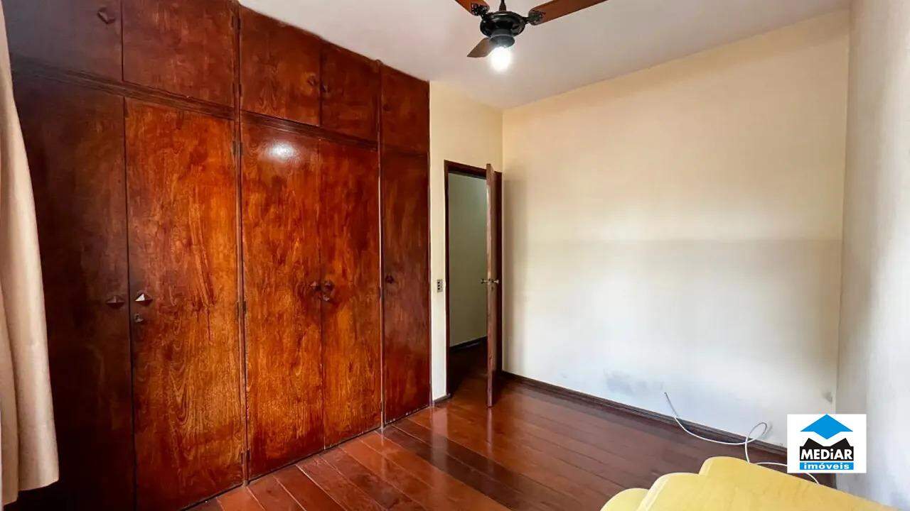 Apartamento à venda com 3 quartos, 115m² - Foto 10