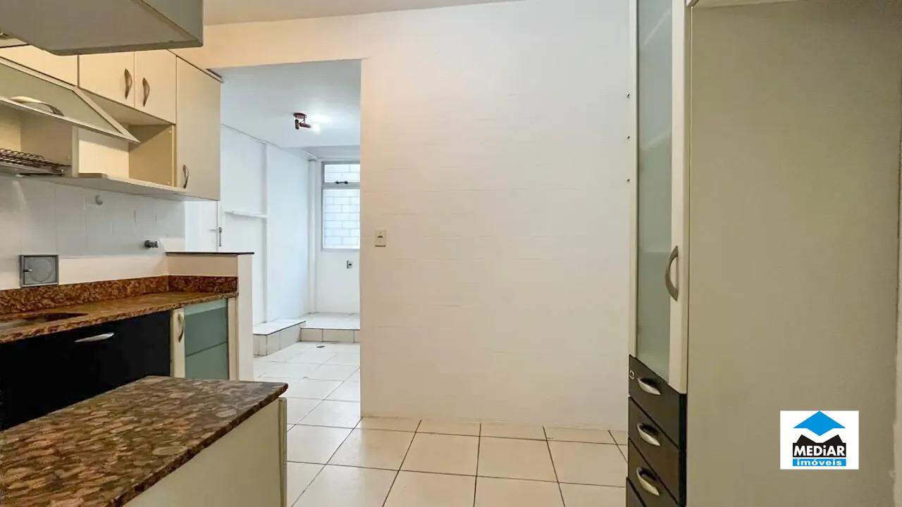 Apartamento à venda com 2 quartos, 90m² - Foto 18