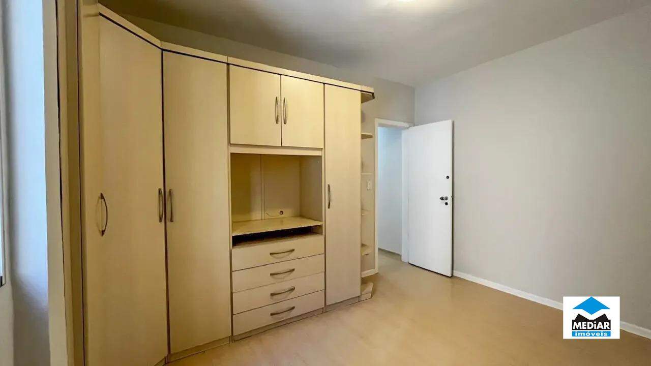 Apartamento à venda com 2 quartos, 90m² - Foto 6