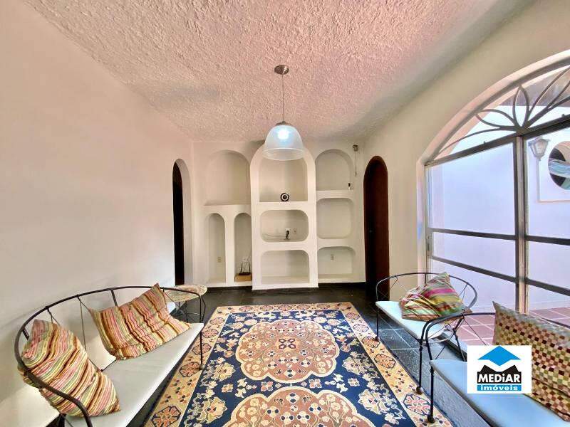Casa à venda com 4 quartos, 312m² - Foto 10