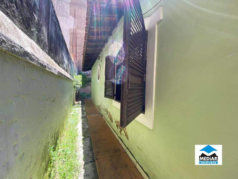 Casa à venda com 4 quartos, 312m² - Foto 13