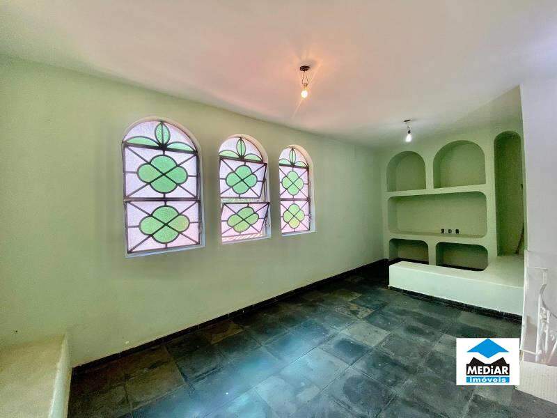Casa à venda com 4 quartos, 312m² - Foto 14