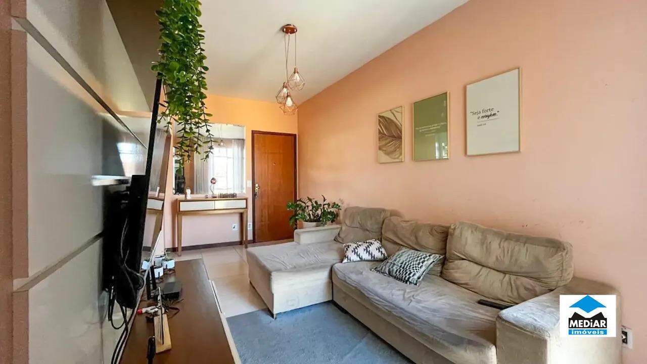 Apartamento à venda com 2 quartos, 60m² - Foto 1