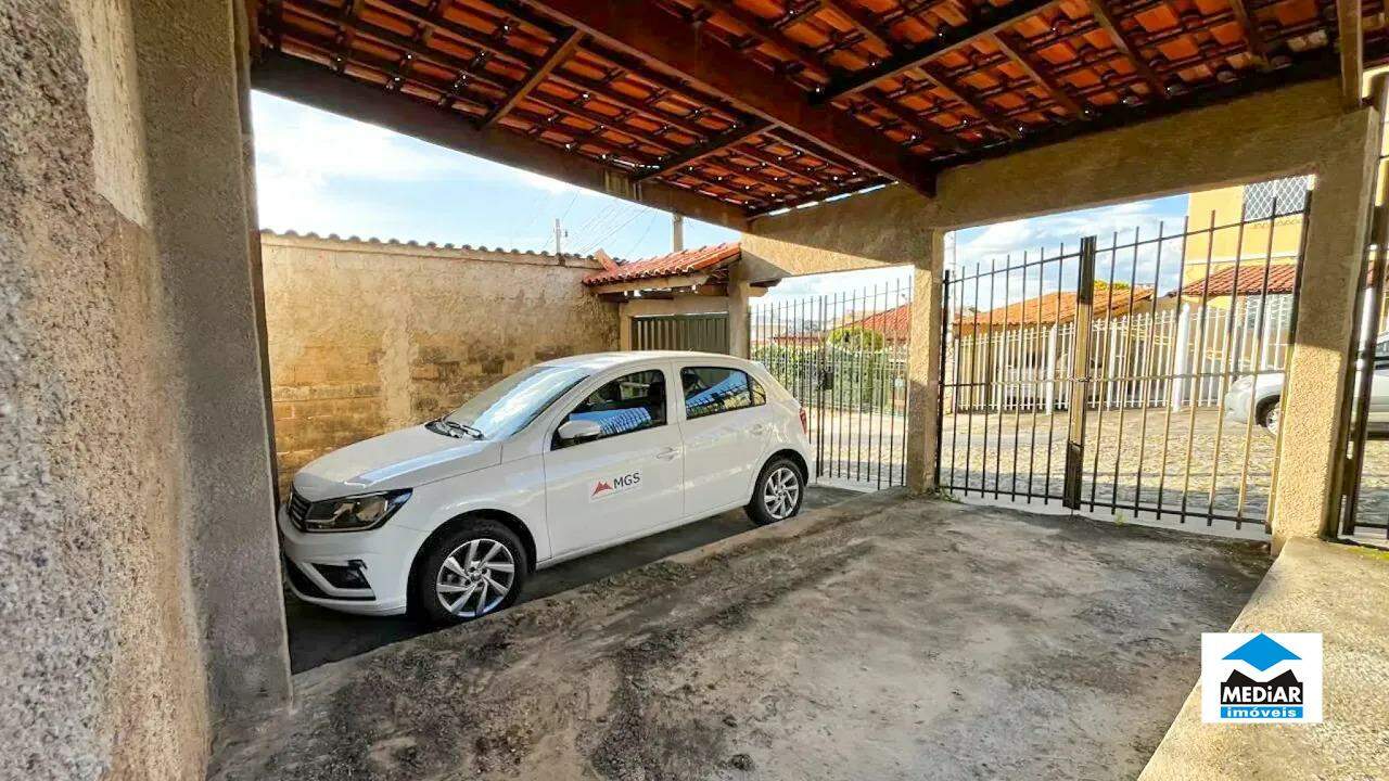 Apartamento à venda com 2 quartos, 60m² - Foto 18