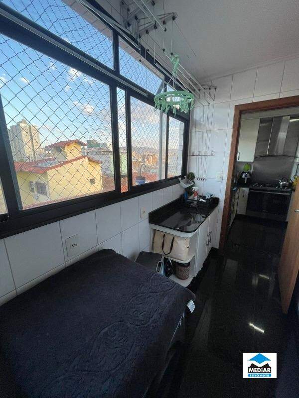 Apartamento à venda com 3 quartos, 115m² - Foto 9