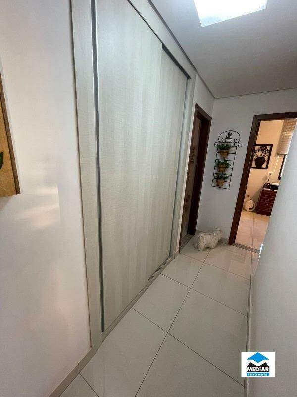 Apartamento à venda com 3 quartos, 115m² - Foto 12