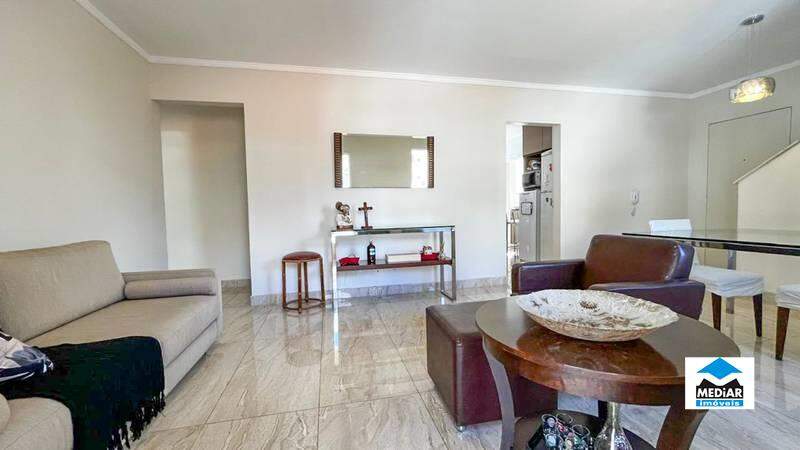 Cobertura à venda com 5 quartos, 240m² - Foto 4
