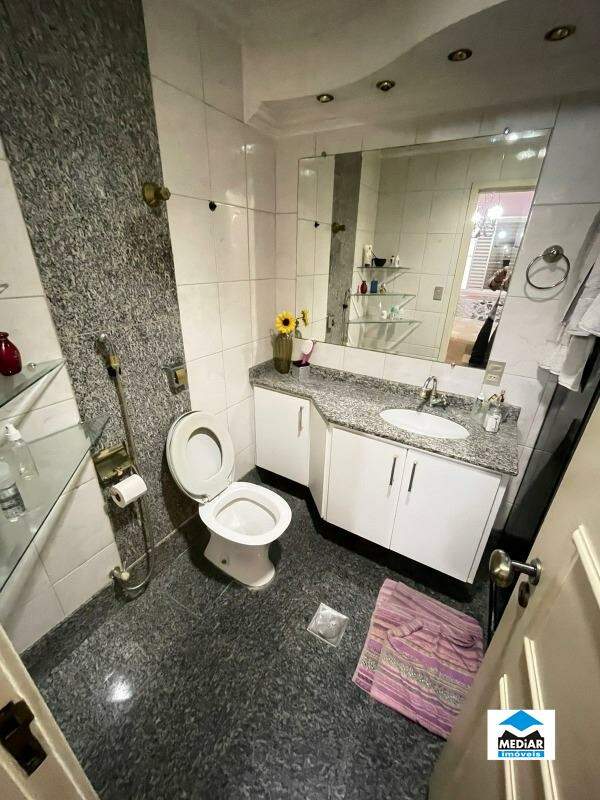 Apartamento à venda com 4 quartos, 148m² - Foto 15