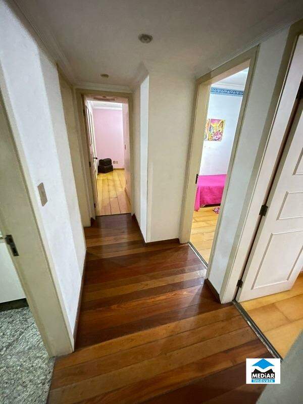 Apartamento à venda com 4 quartos, 148m² - Foto 7