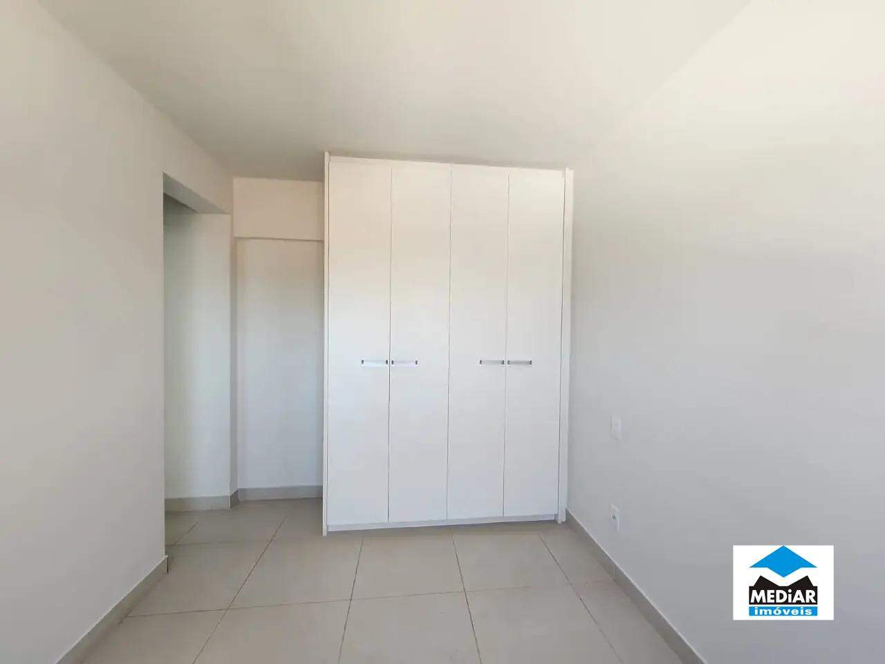 Apartamento à venda com 3 quartos, 74m² - Foto 8