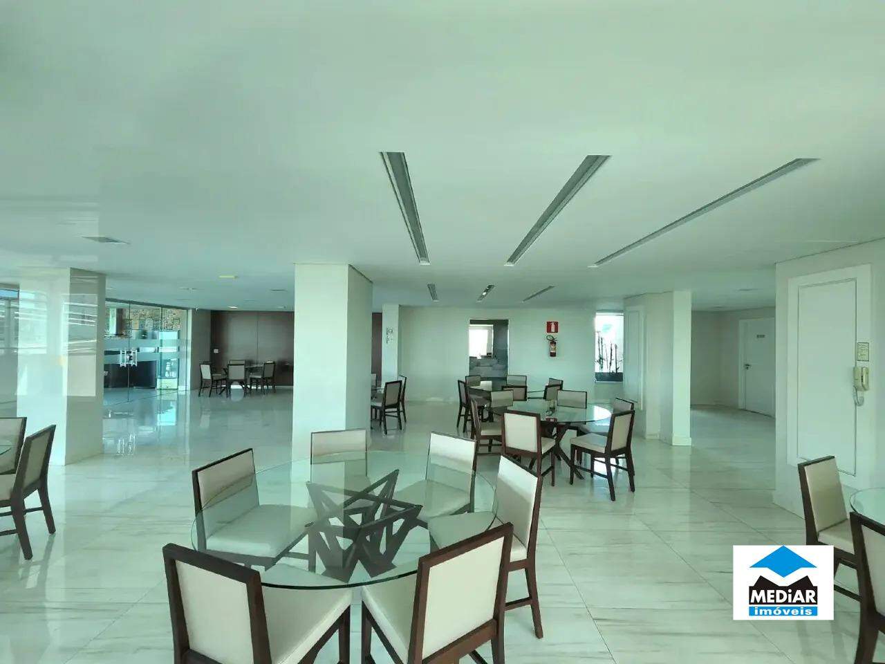 Apartamento à venda com 3 quartos, 74m² - Foto 23