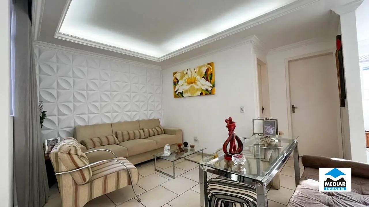 Cobertura à venda com 2 quartos, 120m² - Foto 2