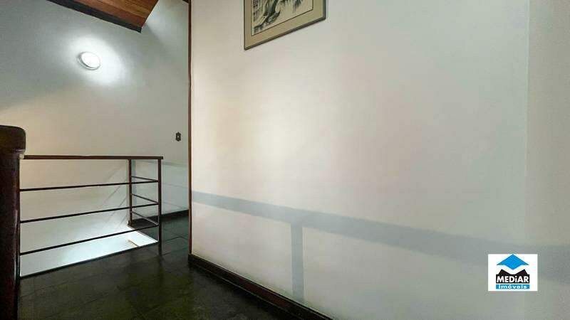 Casa à venda com 8 quartos, 500m² - Foto 16