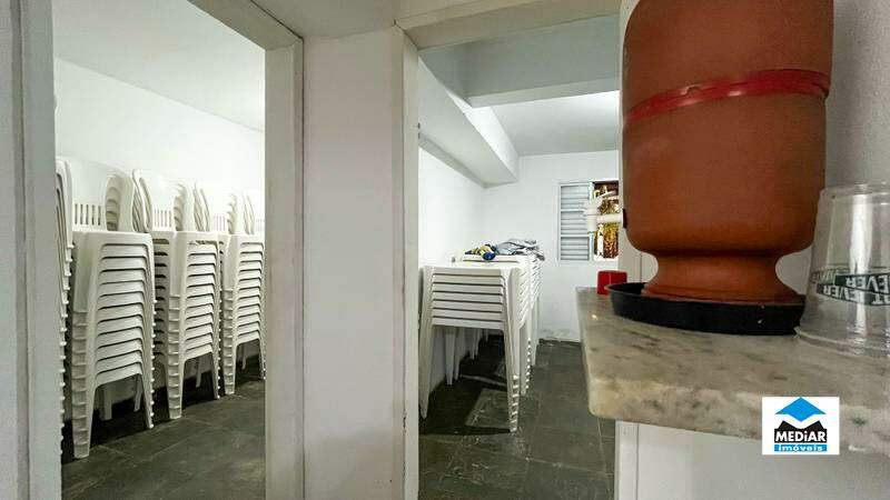Casa à venda com 8 quartos, 500m² - Foto 19