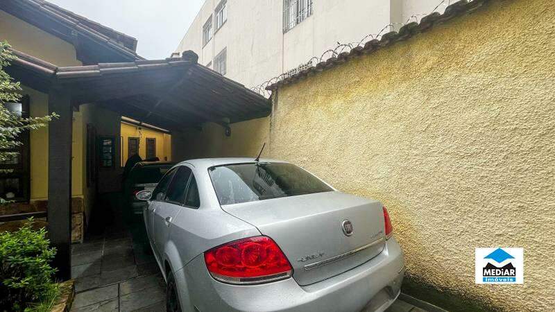 Casa à venda com 8 quartos, 500m² - Foto 6