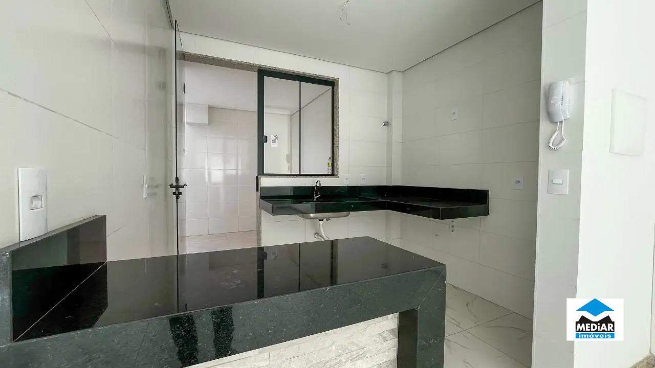 Apartamento à venda com 3 quartos, 155m² - Foto 17