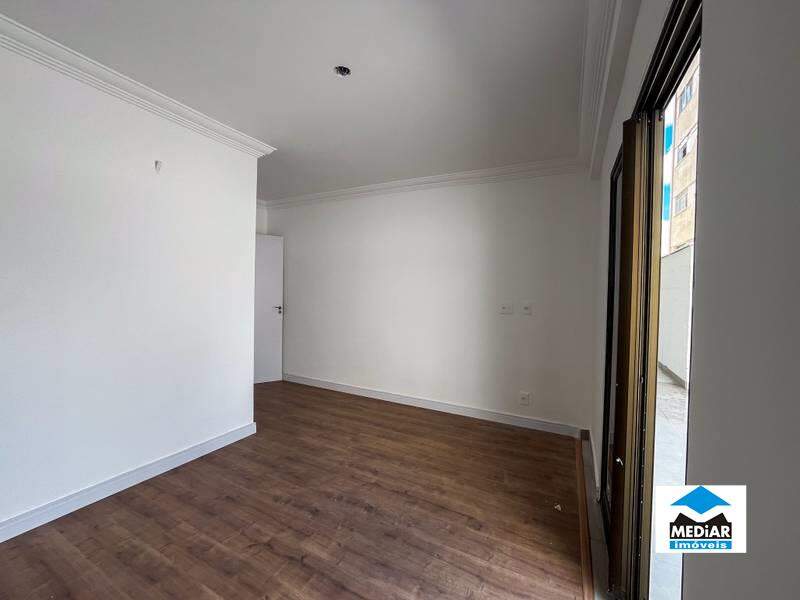 Apartamento à venda com 3 quartos, 88m² - Foto 12