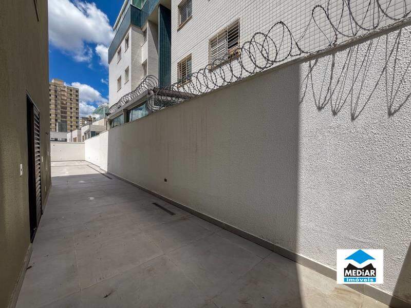 Apartamento à venda com 3 quartos, 88m² - Foto 18