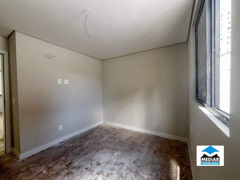 Apartamento à venda com 1 quarto, 40m² - Foto 16