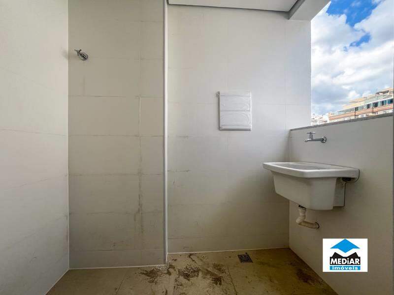 Apartamento à venda com 1 quarto, 40m² - Foto 6